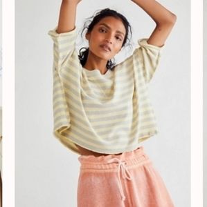 Free People Bermuda Tee Sz m. Crop
